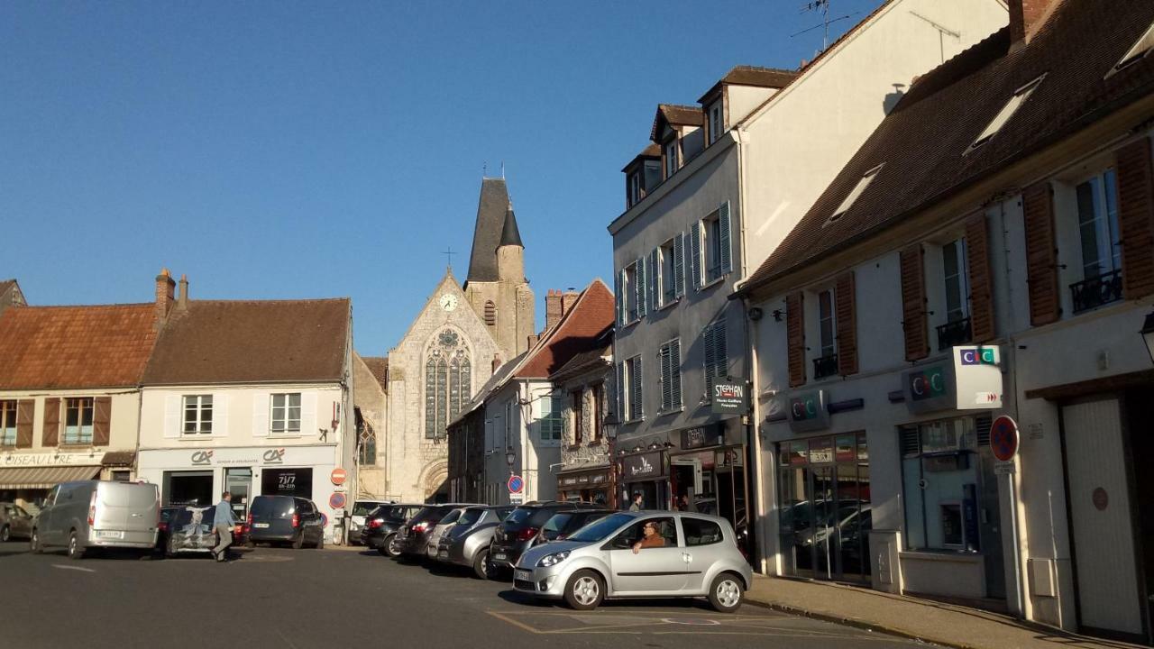 Appartement Cosy Et Chaleureux Saint-Arnoult-en-Yvelines Εξωτερικό φωτογραφία